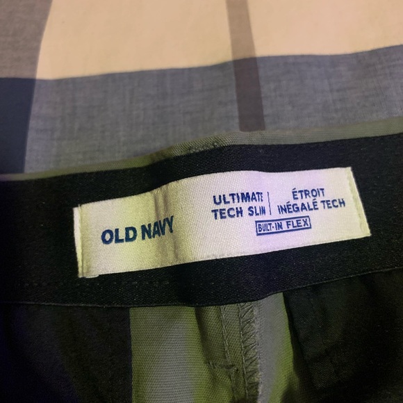 Old Navy Ultimate Tech Slim Chino Pants - Picture 3 of 3
